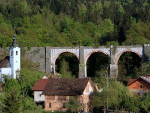 Sopihajoča pošast na Jelenovem in boljša vidnost Paškega viadukta 1